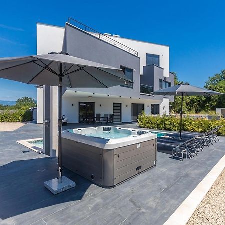 Luxury Apartment Noa Нивице Екстериор снимка