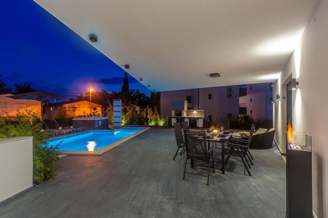 Luxury Apartment Noa Нивице Екстериор снимка