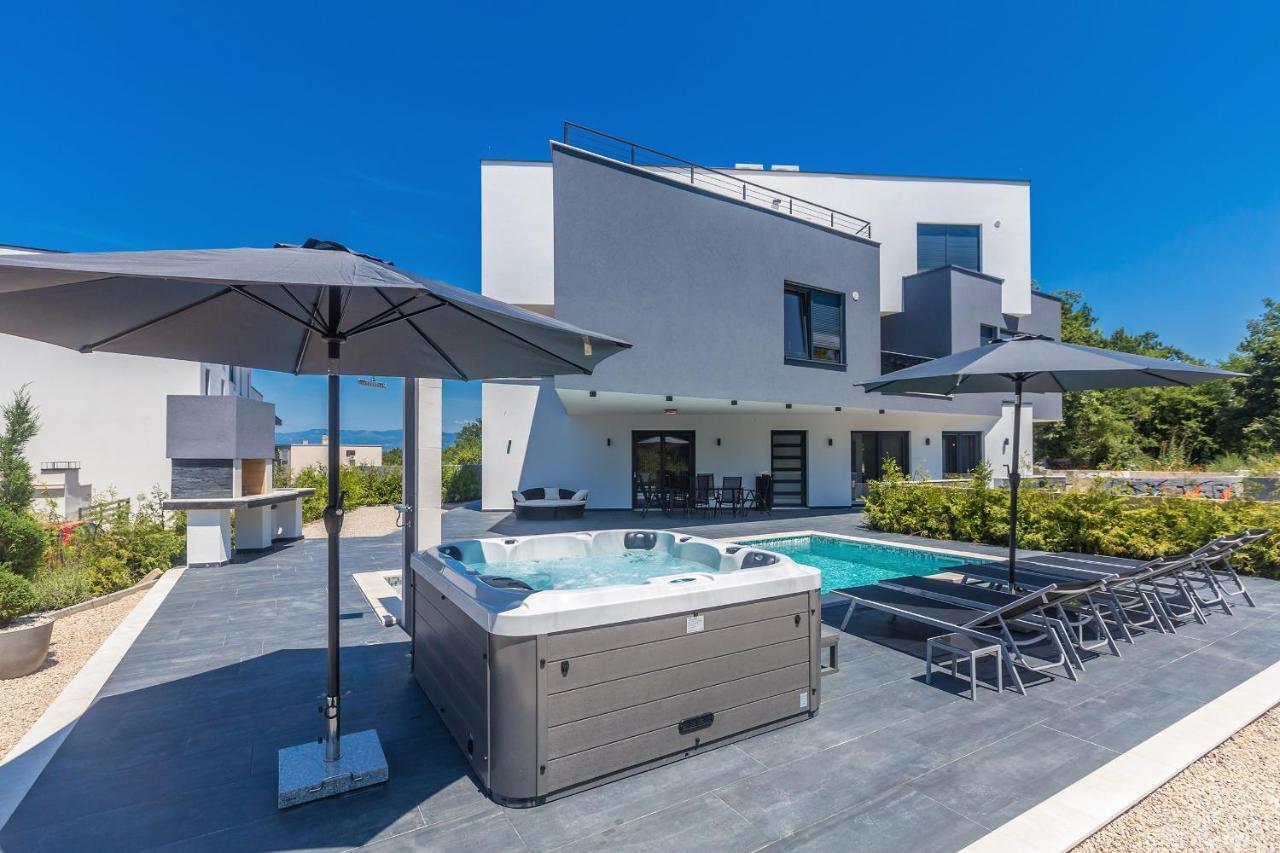 Luxury Apartment Noa Нивице Екстериор снимка