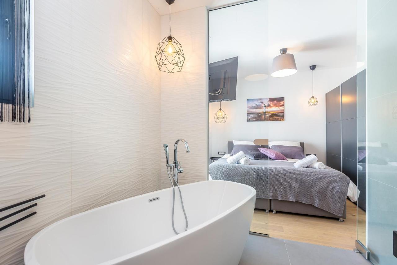 Luxury Apartment Noa Нивице Екстериор снимка