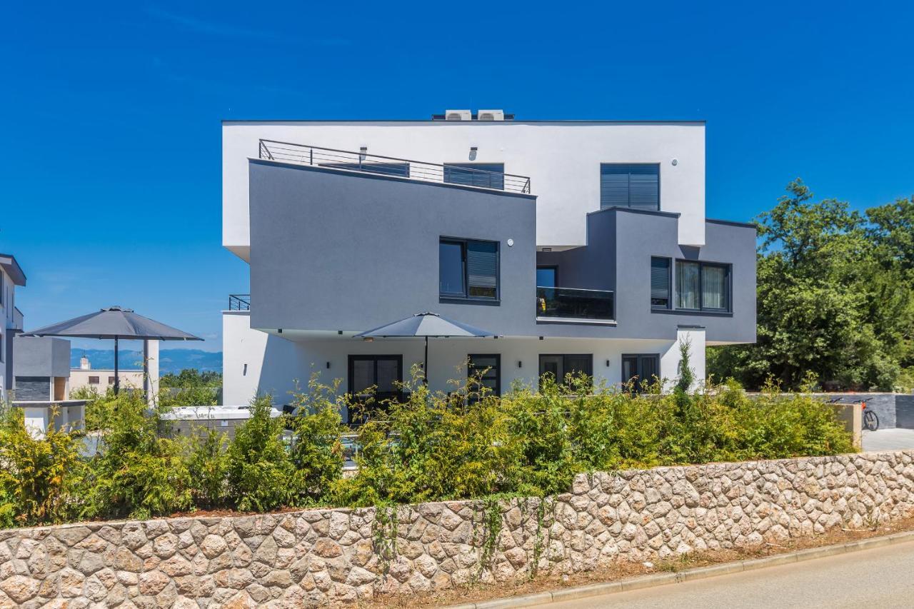 Luxury Apartment Noa Нивице Екстериор снимка